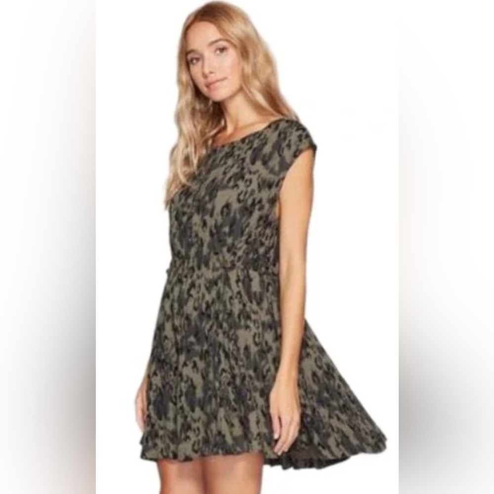 Free People Fake Love Boho Cheetah Print Camo Flowy Mini Dress Size M EUC